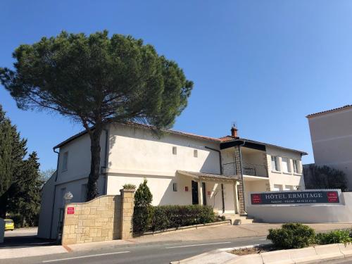 HOTEL ERMITAGE - image 3