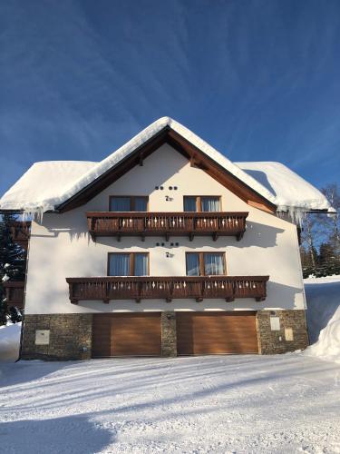 pension George - main image