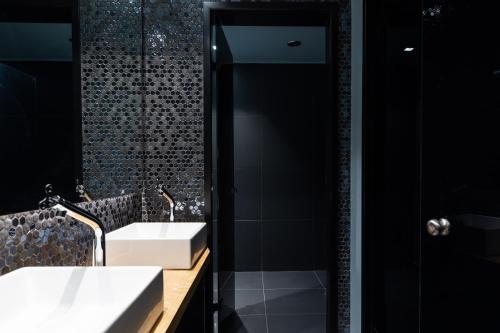 Messinian Icon Hotel & Suites - image 11