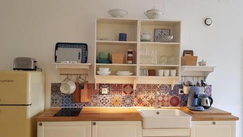 المرافق, Le Rousseau Sarlat in Sarlat-la-Caneda City Center