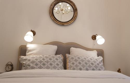 Le Rousseau Sarlat in Sarlat-la-Caneda City Center