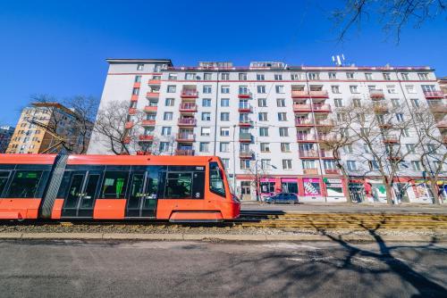 WHITE APARTMENT, Kraskova 2, BRATISLAVA, Bratislava (fotografie 10)