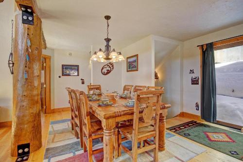 Facilities, Barton Cabin 433 in Baldy Mountain