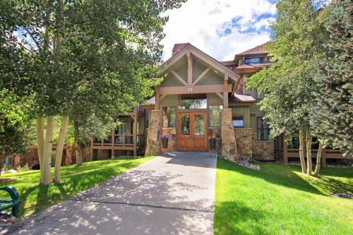 Exterior view, Highland Greens Lodge 210 Colorado in Baldy Mountain