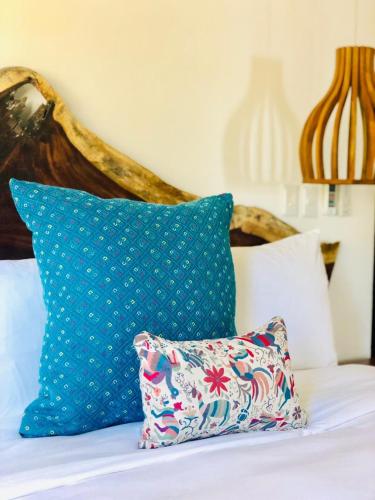 190572328 Ysuri Sayulita - Beachfront Hotel