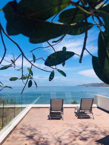 190572822 Ysuri Sayulita - Beachfront Hotel