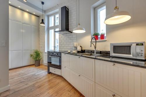 One-Bedroom Apartment image 10
