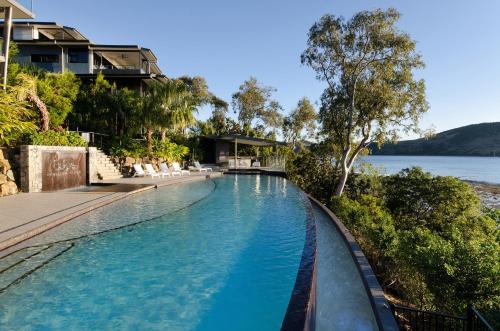 Edge Penthouse on Hamilton Island by HIHA