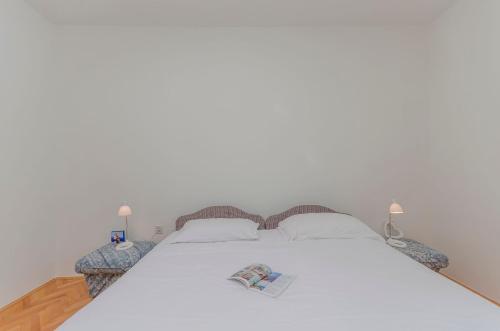 House Marina - image 6