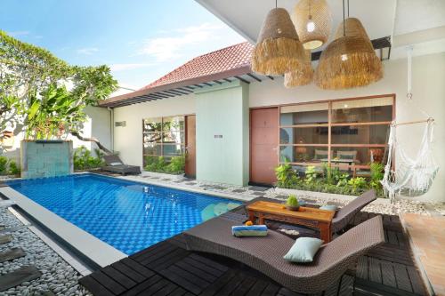 Five-Bedroom Villa with Private Pool image 5