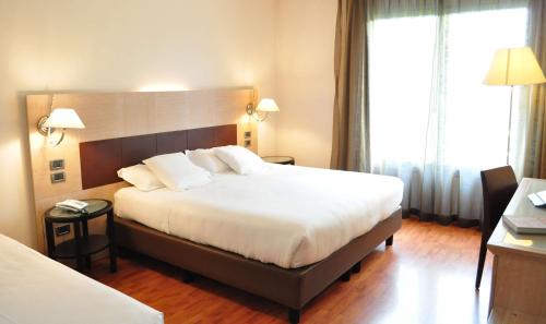 San Giorgio, Sure Hotel Collection by Best Western in 弗利市中心