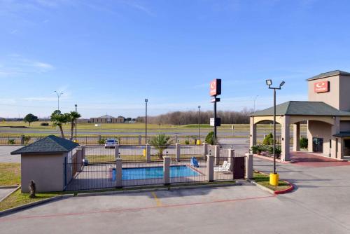 Econo Lodge Inn & Suites Port Arthur near Sabine Pass