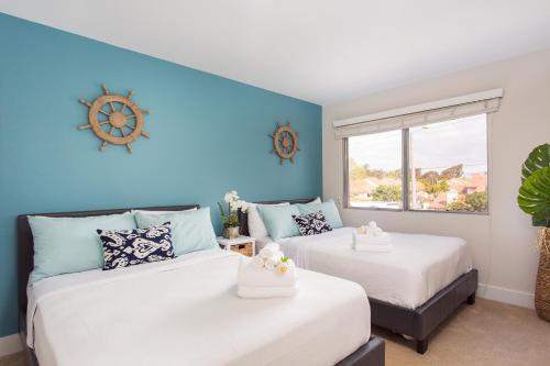 Close To The Beach Suite W Parking In Huntington Beach Ca