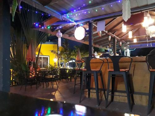 Restaurant, Relax Inn near Ban Phe Market