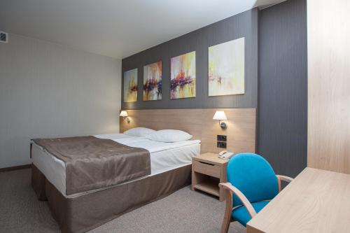 AMAKS Congress Hotel - image 11