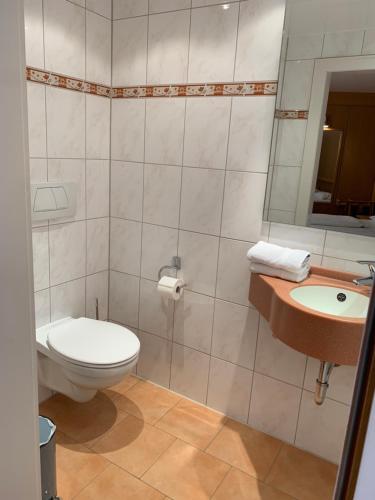 Superior Double Room image 8