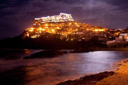  Le luci del castello, Pension in Castelsardo