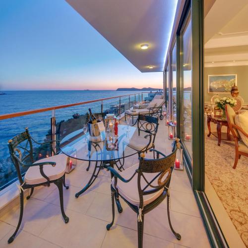 Royal Princess Hotel