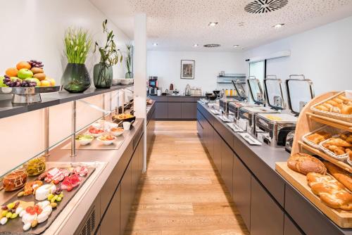 SCOTTY & EMILY Hotel Ulm - 레스토랑