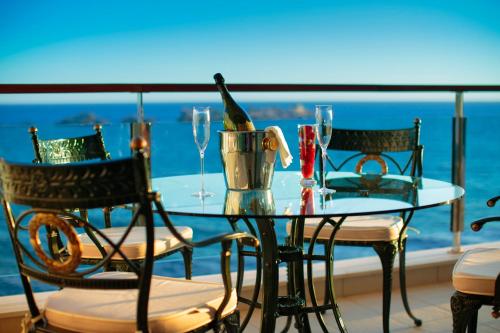 Photo 36 Royal Princess Hotel