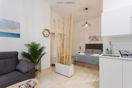 Suites Lumbreras, Siviglia