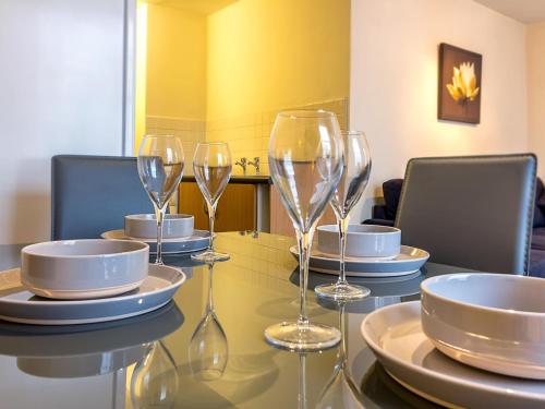 New Street B- City Centre - Spacious 1 Bedroom Apartment - image 6