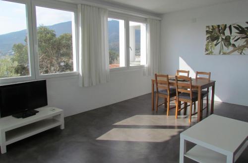 Two-Bedroom Apartment (4 Adults)