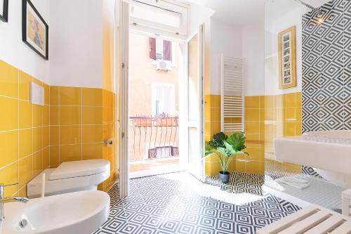 Rome As You Feel - Vittorio Colorful Design Apartment, Рим (фото 2)