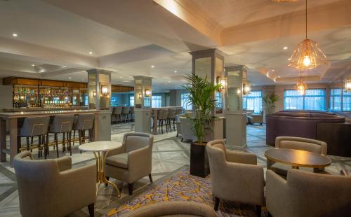 Maldron Hotel Newlands Cross - image 3