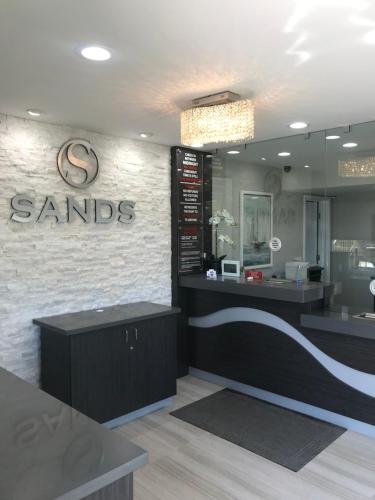 . Sands Motel