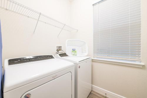 Cozy Home Near Disney by Rentyl with Private Pool, Air Hockey Table & Resort Amenities - 201B in Orlando, USA