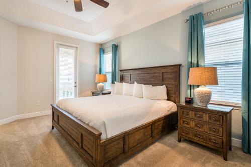 Cozy Home Near Disney by Rentyl with Private Pool, Air Hockey Table & Resort Amenities - 201B in Orlando, USA