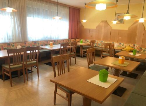 Gasthaus-Pension zum Löwen - image 10