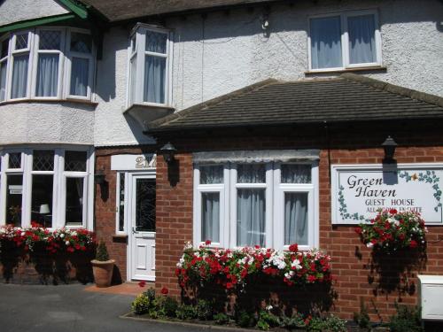 Green Haven Guest House - image 4
