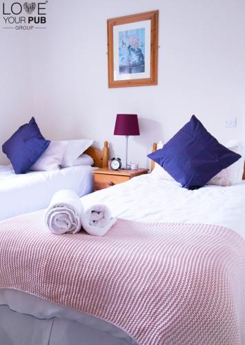 B&B Waterlooville - The Rising Sun Inn - Bed and Breakfast Waterlooville