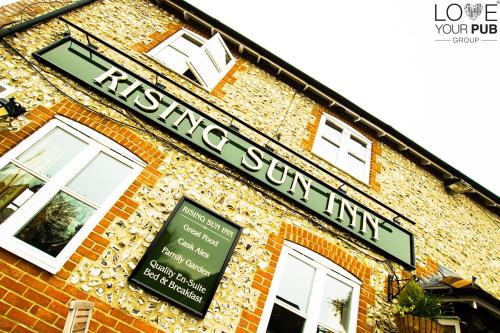 外部景觀, The Rising Sun Inn in 克蘭菲爾德