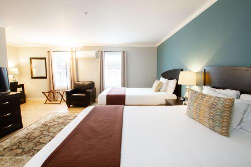 The Dahlonega Square Hotel & Villas - image 12