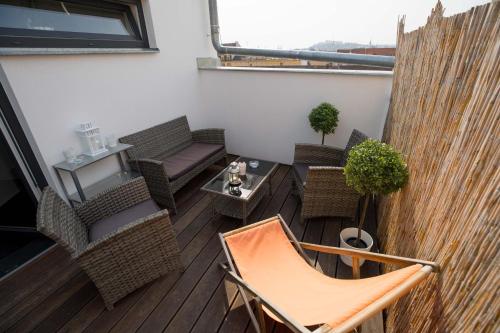 Deluxe Apartment with Terrace and parking image 8