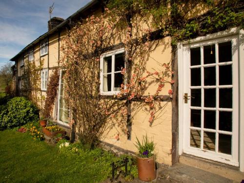 Dolgenau Cottages