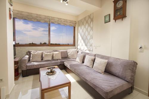 2 bedrooms, 4 beds