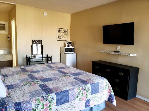 Blue Moon Motel Room Type - King Room