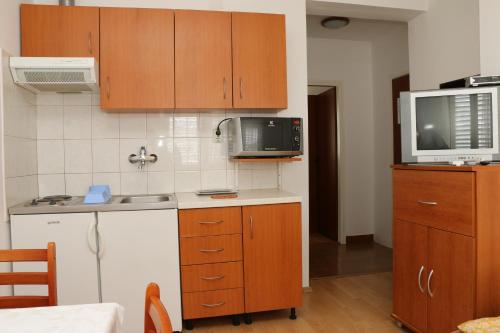  Apartmani Mary 2 plus 1 in Kukljica