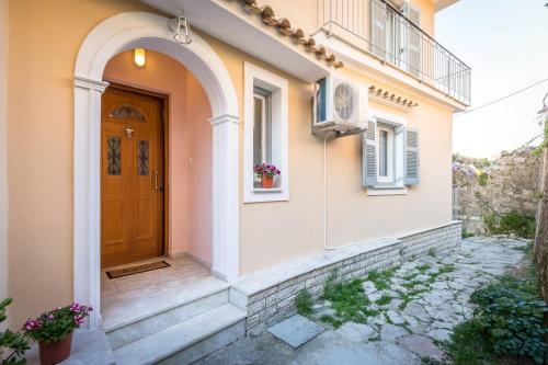 Spacious Maisonette - Roof Top View of Corfu Port Spacious Maisonette - Roof Top View of Corfu Port