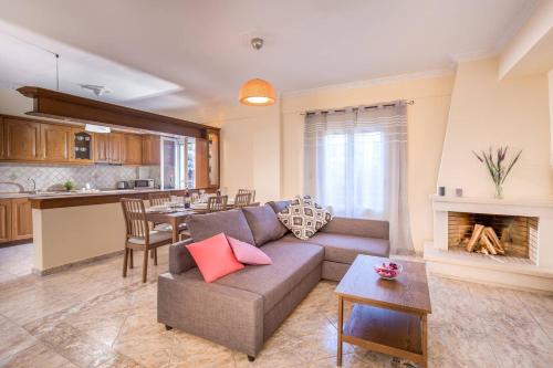 Spacious Maisonette - Roof Top View of Corfu Port Spacious Maisonette - Roof Top View of Corfu Port