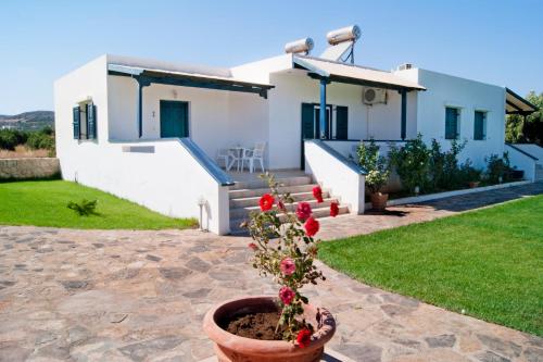 Fotini Apartments in Itanos