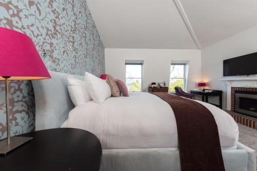 Photo - Camden Harbour Inn a member of Small Luxury Hotels