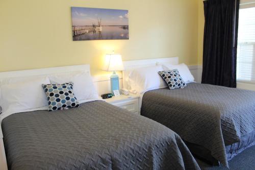Topsail Shores Inn Room Type - Double Room