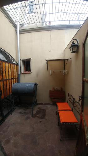 One-Bedroom Apartment image 6