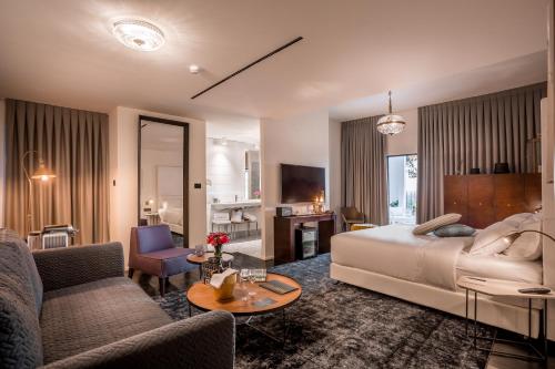 레어 센스 호텔 (Lear Sense Hotel) in 게데라