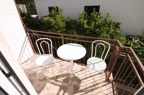 Apartments by the sea Podaca Makarska - 6677 - image 6